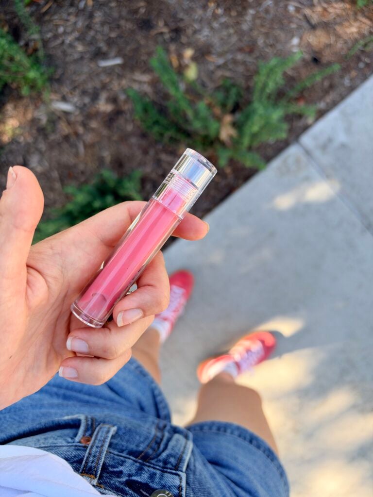 pink lip gloss
